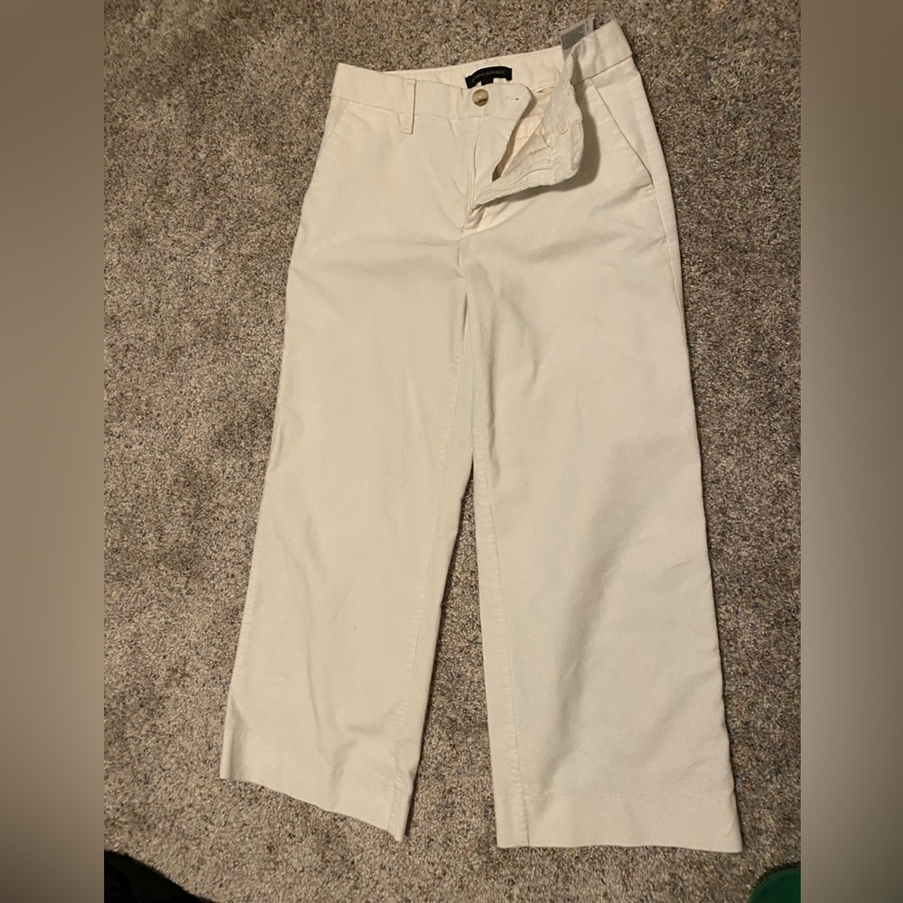 GUC CREAM CROP WIDE LEG BANANA REPUBLIC CORD PANTS - size 2